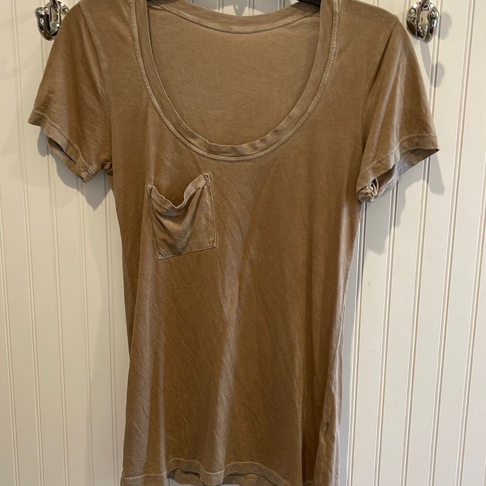 NWOT COTTON CITIZEN DARLING SCOOP NECK TEE!